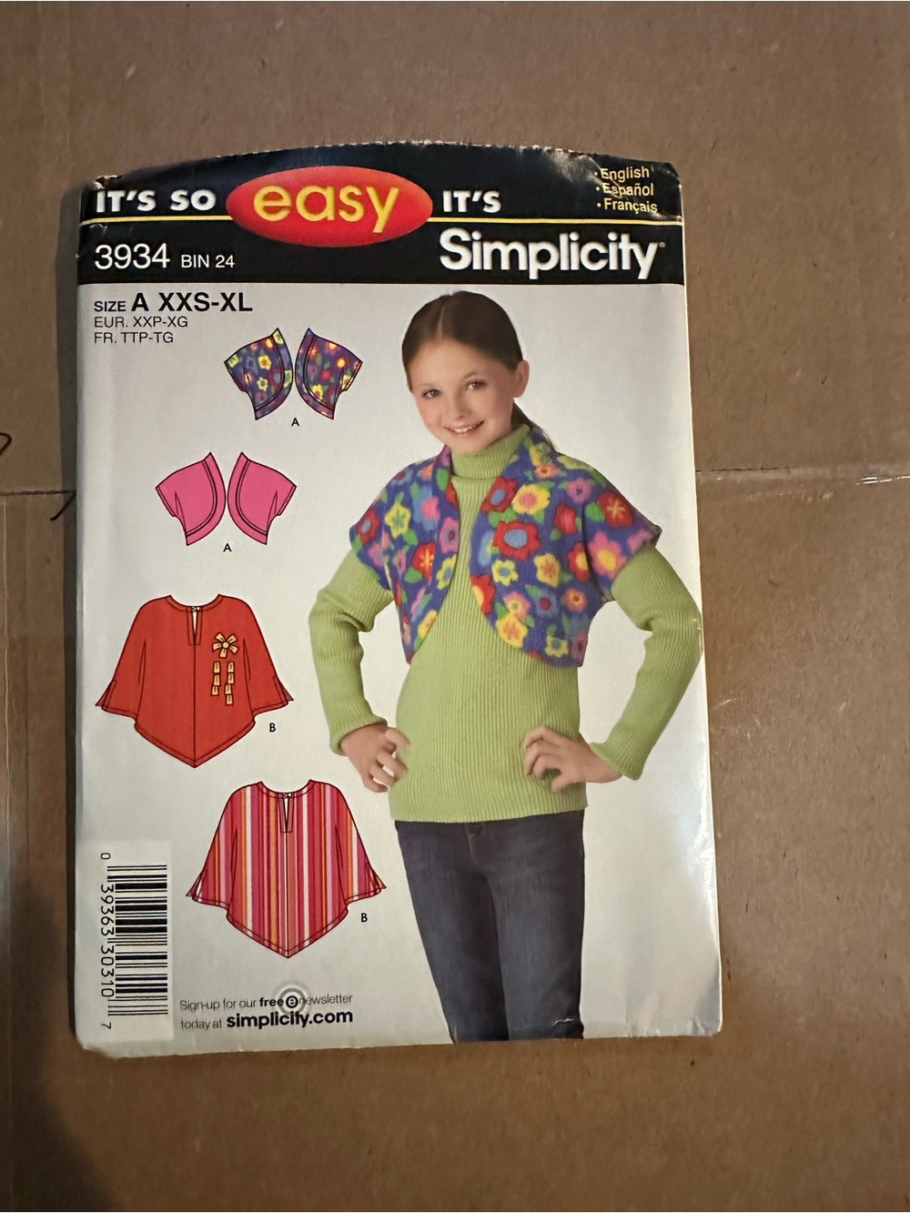 Simplicity Kids' Floral Cropped Shrug in Blue and Green